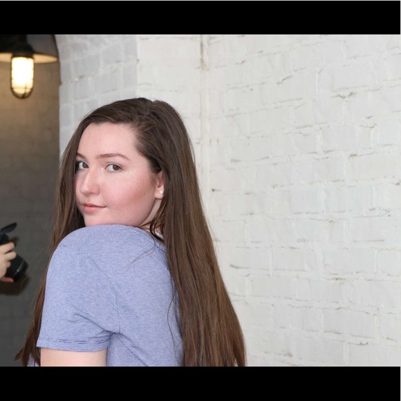 Meet your Posher, Brianne - Picture 1 of 1